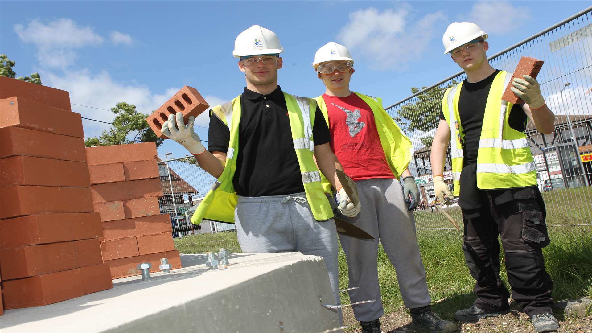 Ryan Jordan, Gareth Eastwood and Stefan Skell from Carillion are helping to build a bandstand at The Spinney