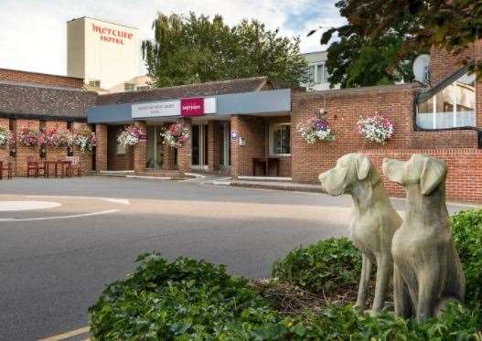 The entrance to The Mercure Maidstone Great Danes Hotel