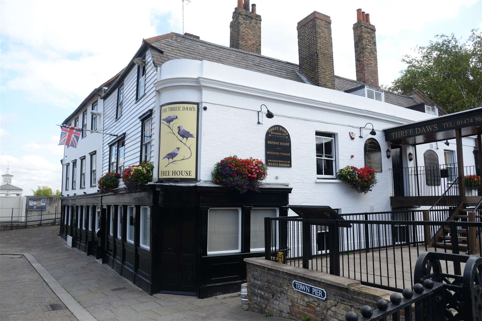The Three Daws in Gravesend was recently recognised by the Daily Mail for its tasty Sunday roasts. Picture: Chris Davey