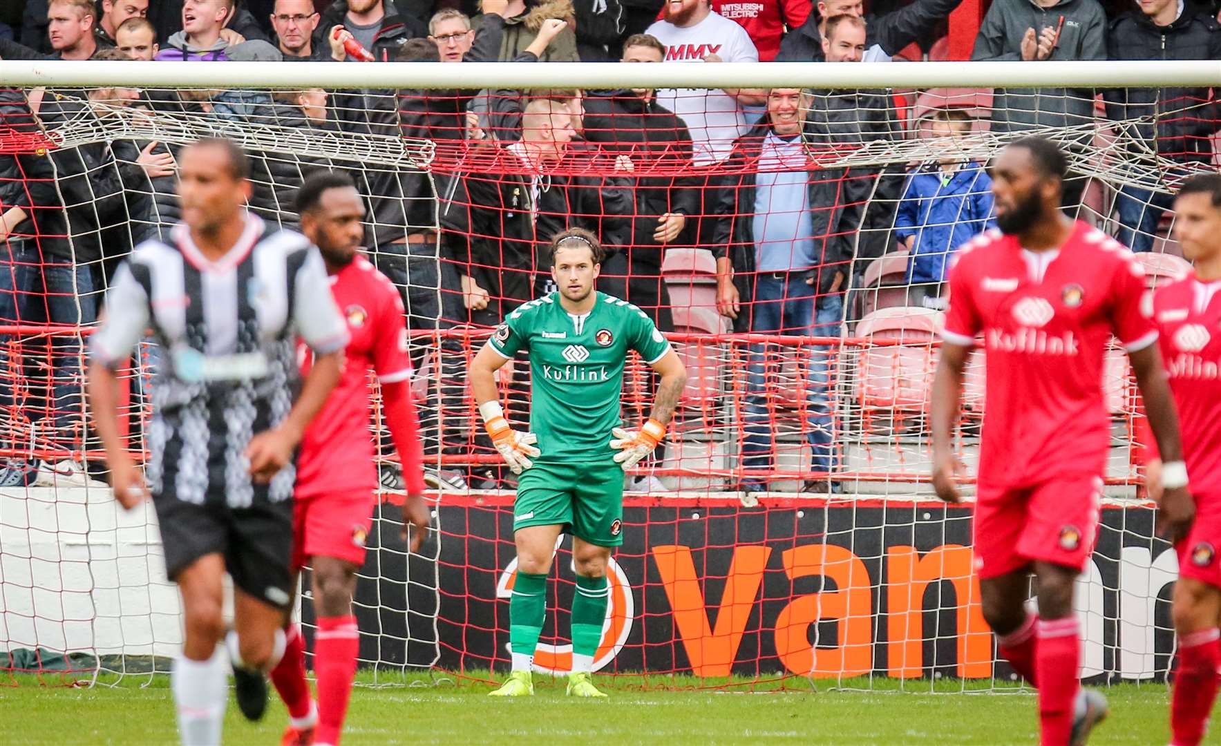 Fleet keeper Jordan Holmes cuts a frustrated figure after Maidenhead equalise. Picture: Matthew Walker FM19173731