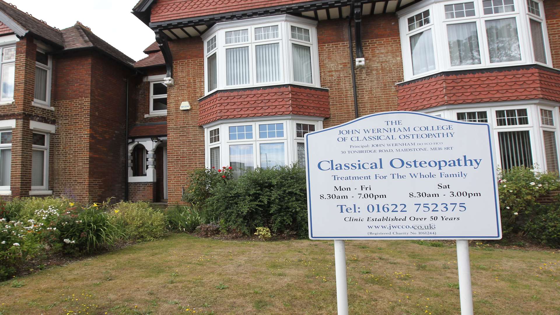 John Wernham Osteopathic Clinic in Maidstone