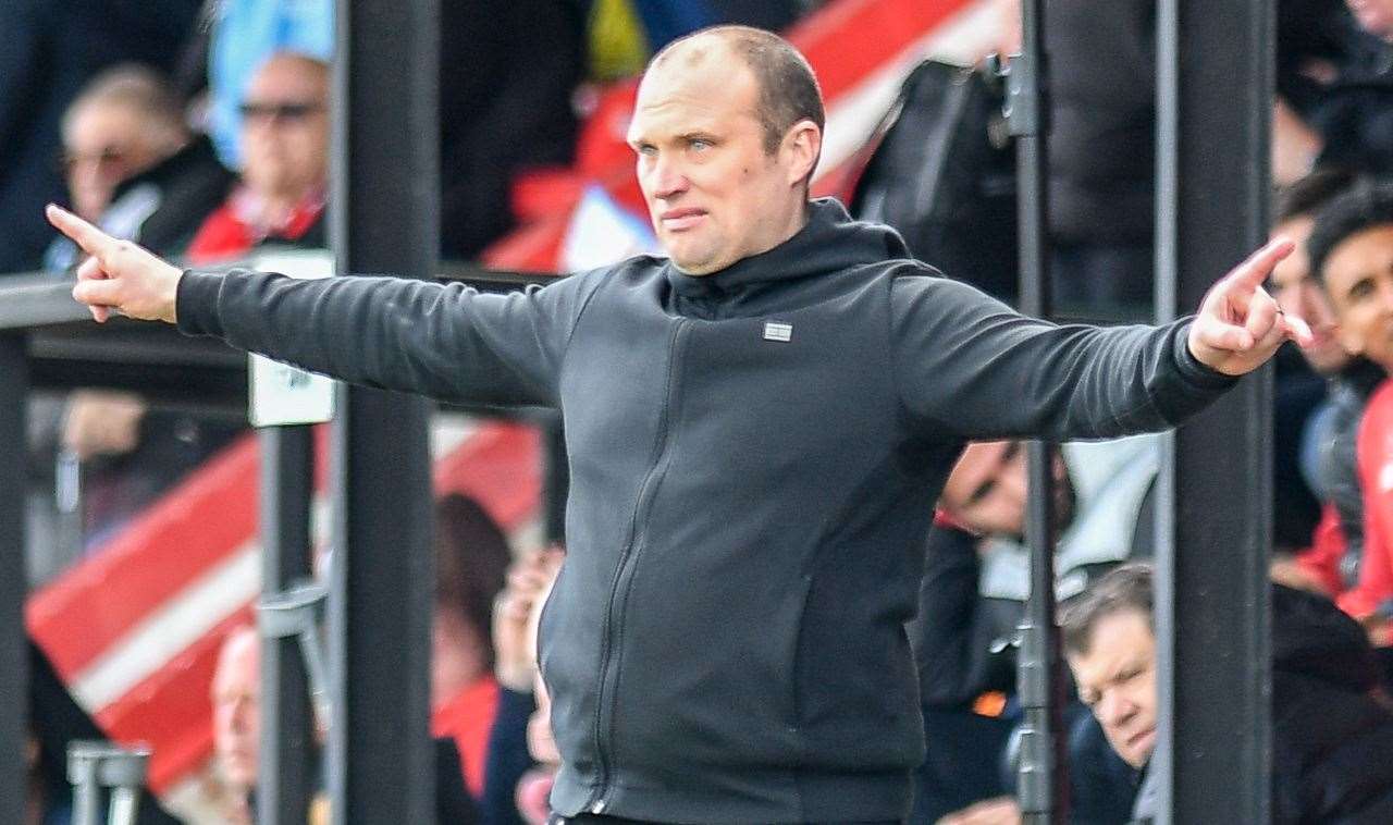 Welling manager Warren Feeney remains positive despite a tough run-in. Picture: Dave Budden