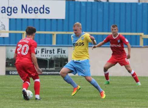 Darren Oldaker on the ball for Gillingham Picture: Kieran Argent / KJA Sports Images