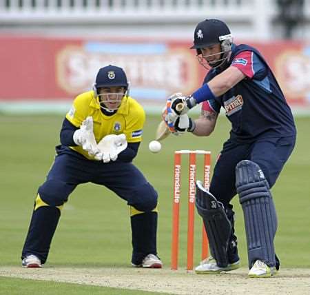 Darren Stevens in action against Hampshire at Canterbury