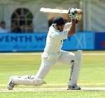 JUSTIN KEMP: Scored 102 to bring Kent back into the match