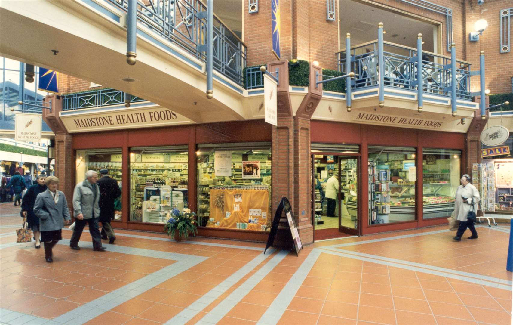 Inside the Royal Star Arcade in Maidstone in 1995. Once the home of Maidstone’s main hostelry, in 1989 the site was converted into an indoor shopping centre