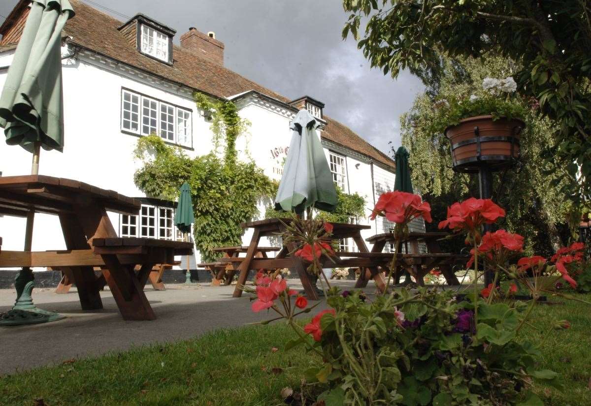 Kent pub ‘surrounded by sheep’ named one of UK’s best to visit in autumn