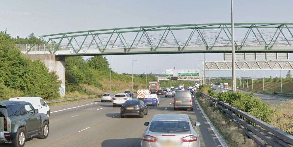 Van driver arrested after allegedly ‘deliberately ramming vehicles’ on A2 near Gravesend