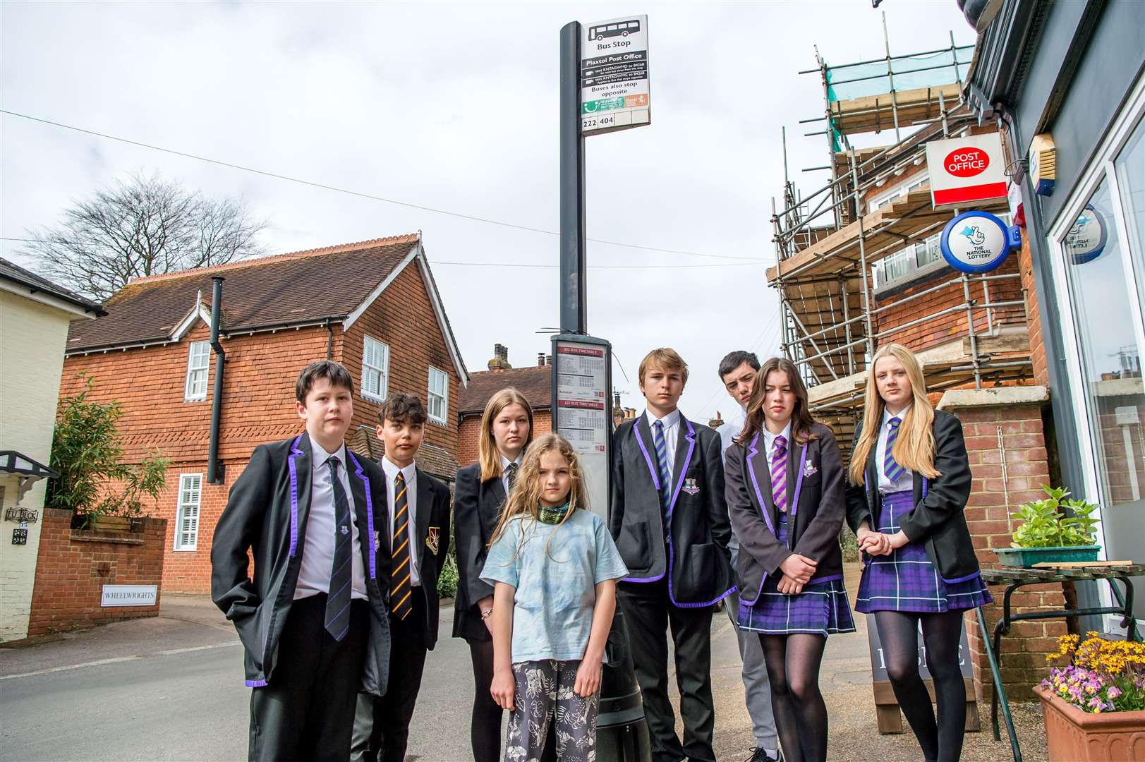 Parents say it will add more cars to the roads if youngsters in rural areas around Sevenoaks cannot get the bus to school