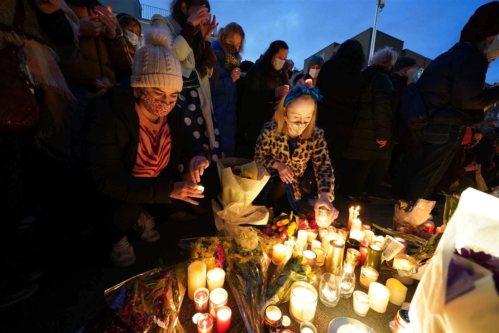 Candles at a make-shift shrine at Leinster House, Dublin, for the murdered Ashling Murphy in January 2022 (Brian Lawless/PA)