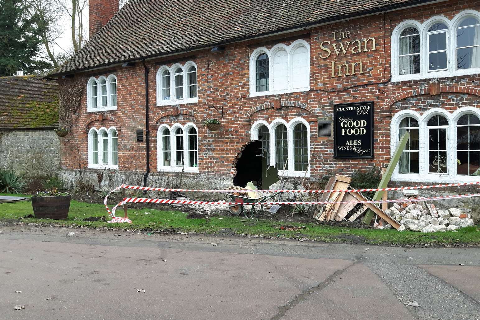 Damage at The Swan Inn, Little Chart