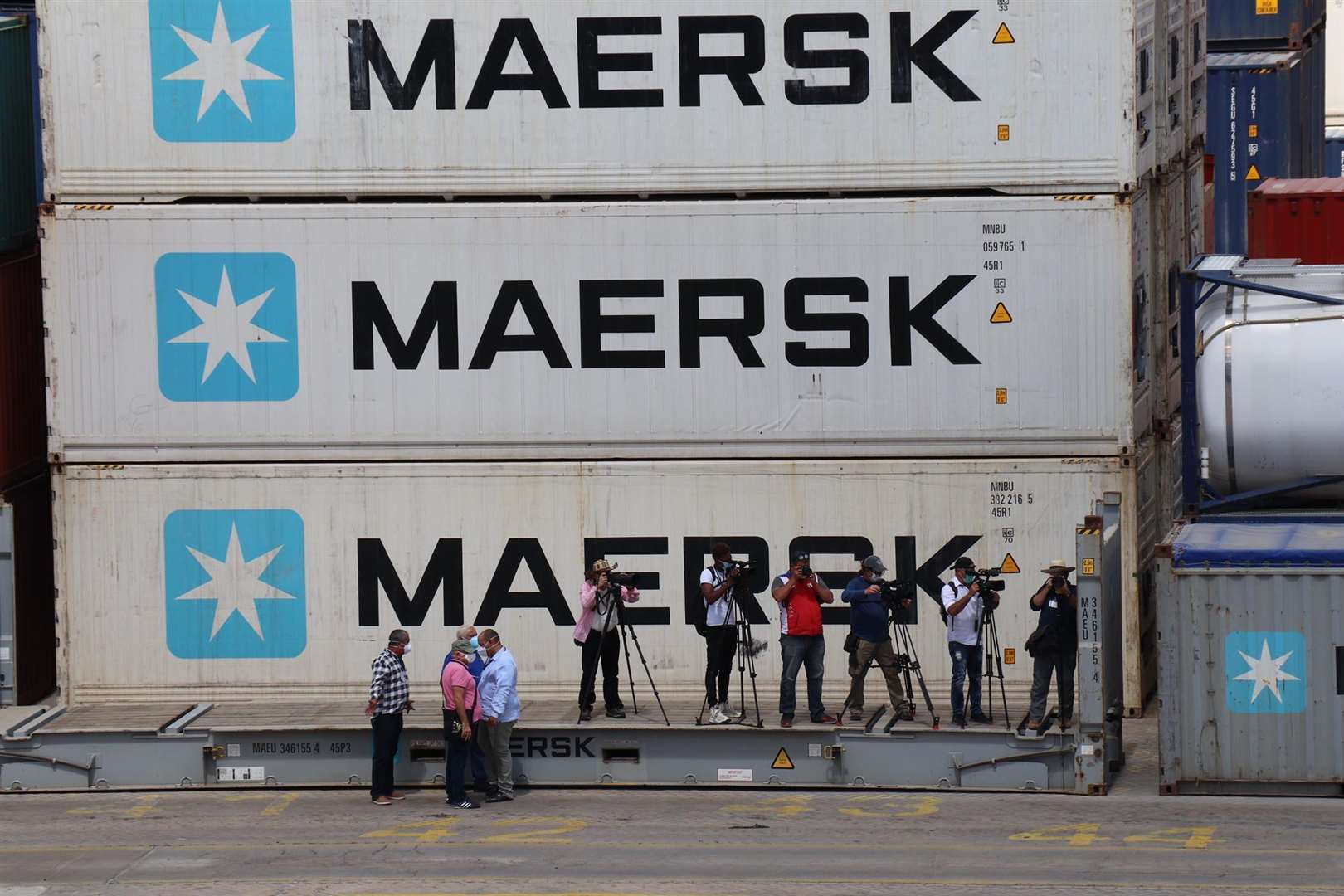 Media on the dock at Cuba greeted the arrival of the coronavirus cruise ship Braemar. Picture: Tony Crowder (31961100)