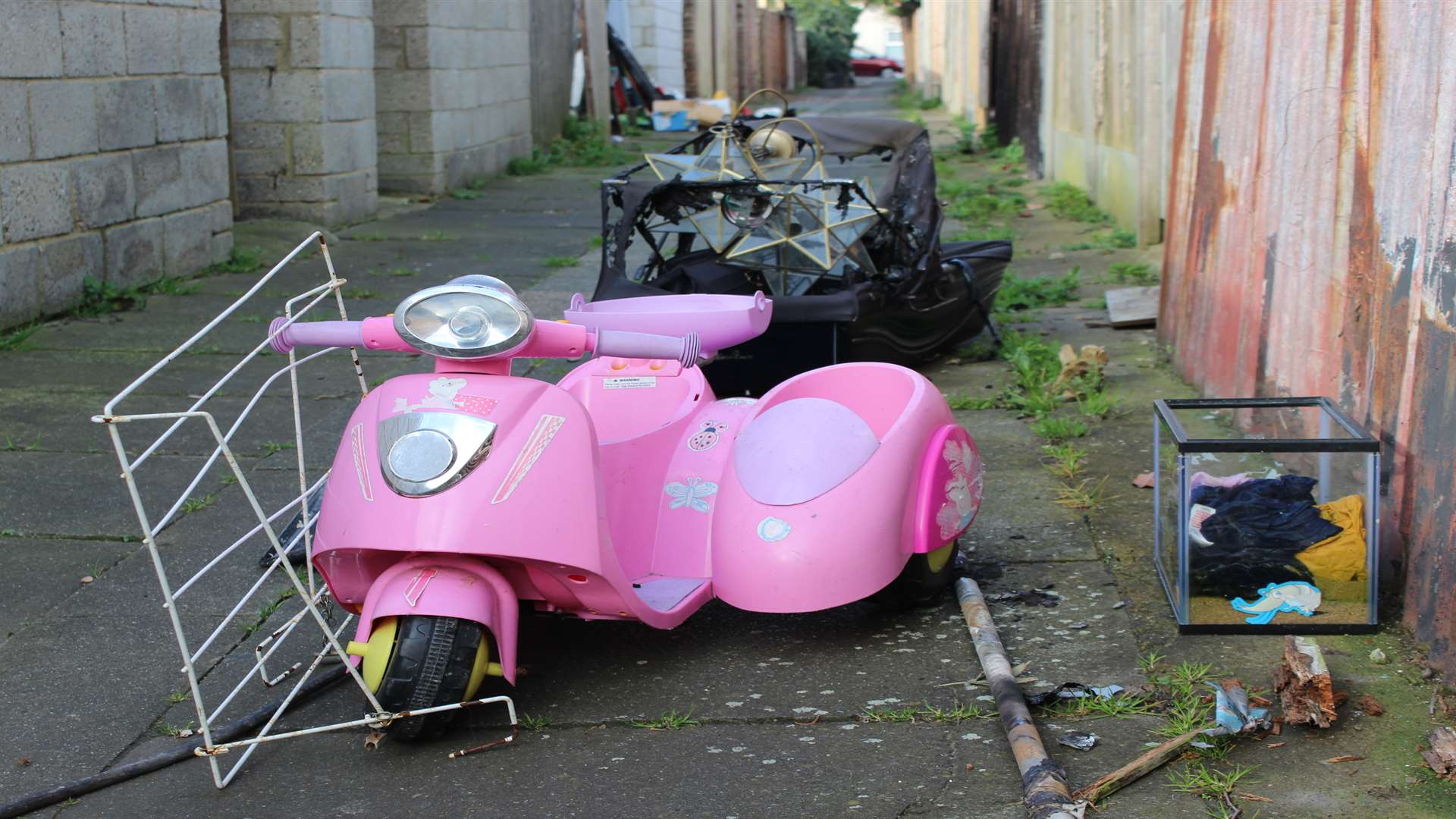 Rubbish left in an alleyway in Marine Town