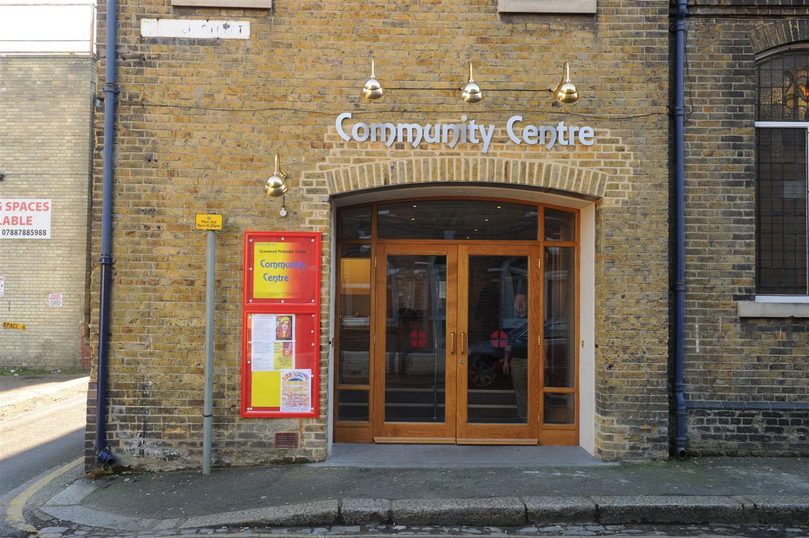 Sanctuary Community Centre, Wilfred Street, Gravesend.Volunteers Lorna and Stephen Nolan.Picture: Steve Crispe FM4185869 (6823826)