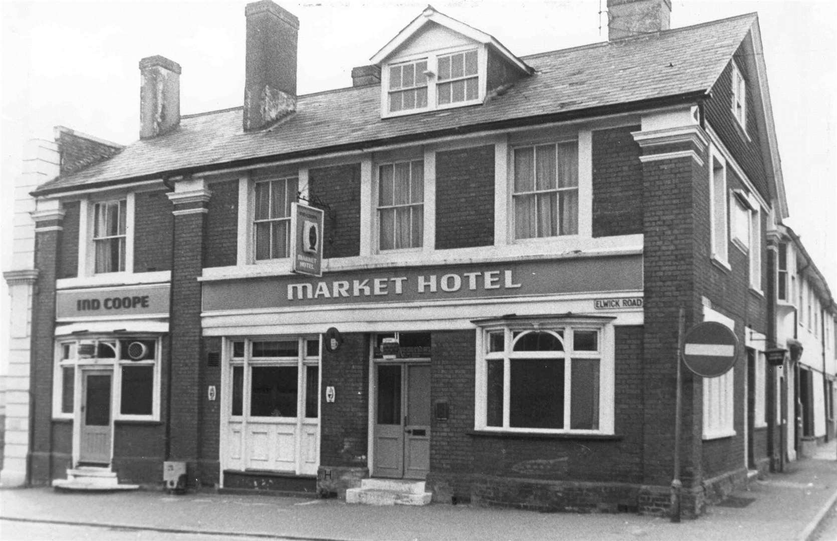 The Market Hotel in Ashford, pictured May 1975. Picture: Images of Ashford by Mike Bennett