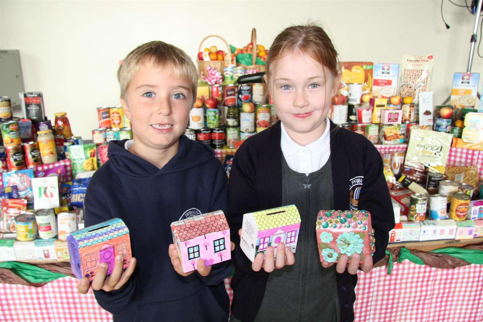 Pupils enjoying Chilton's harvest celebration (4594932)