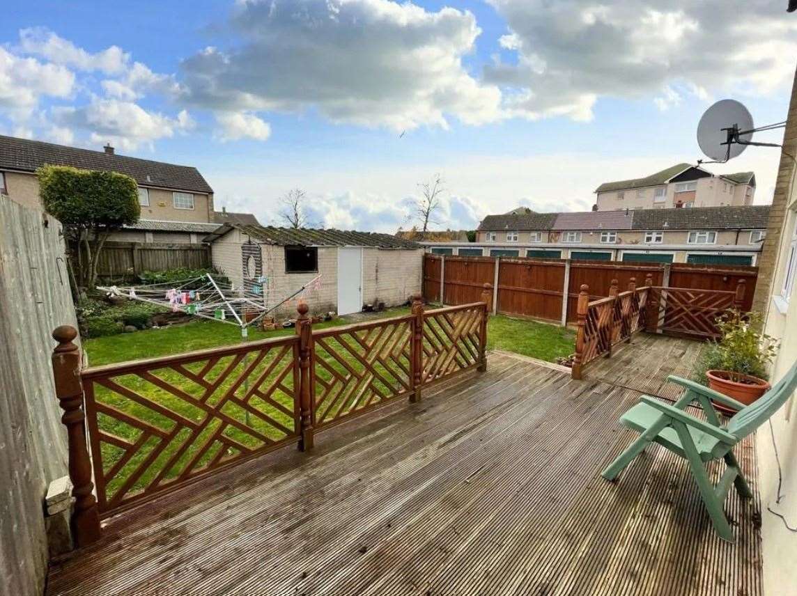 The back garden with decking. Picture: Zoopla / Hunters