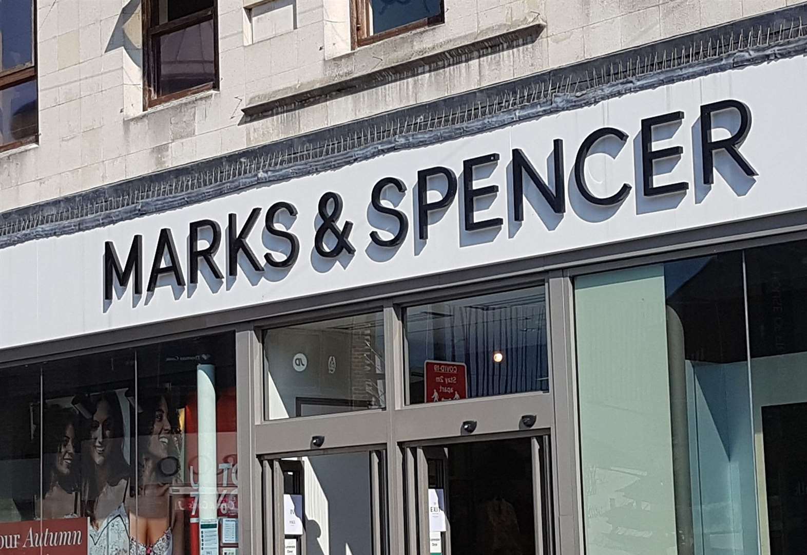 Marks and Spencer announces store closures