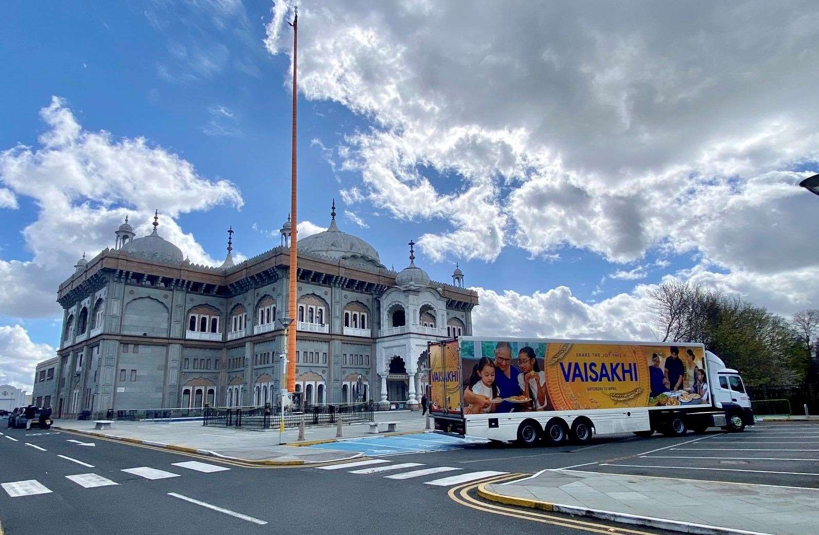 Tesco Vaisakhi celebrations launched at Guru Nanak Darbar Gurdwara in ...