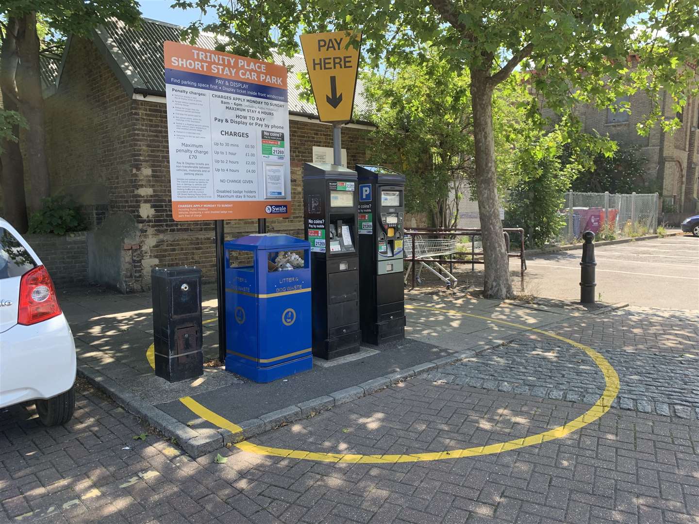 Cordens have been put around parking machines in Sheerness reminding people to keep their distance