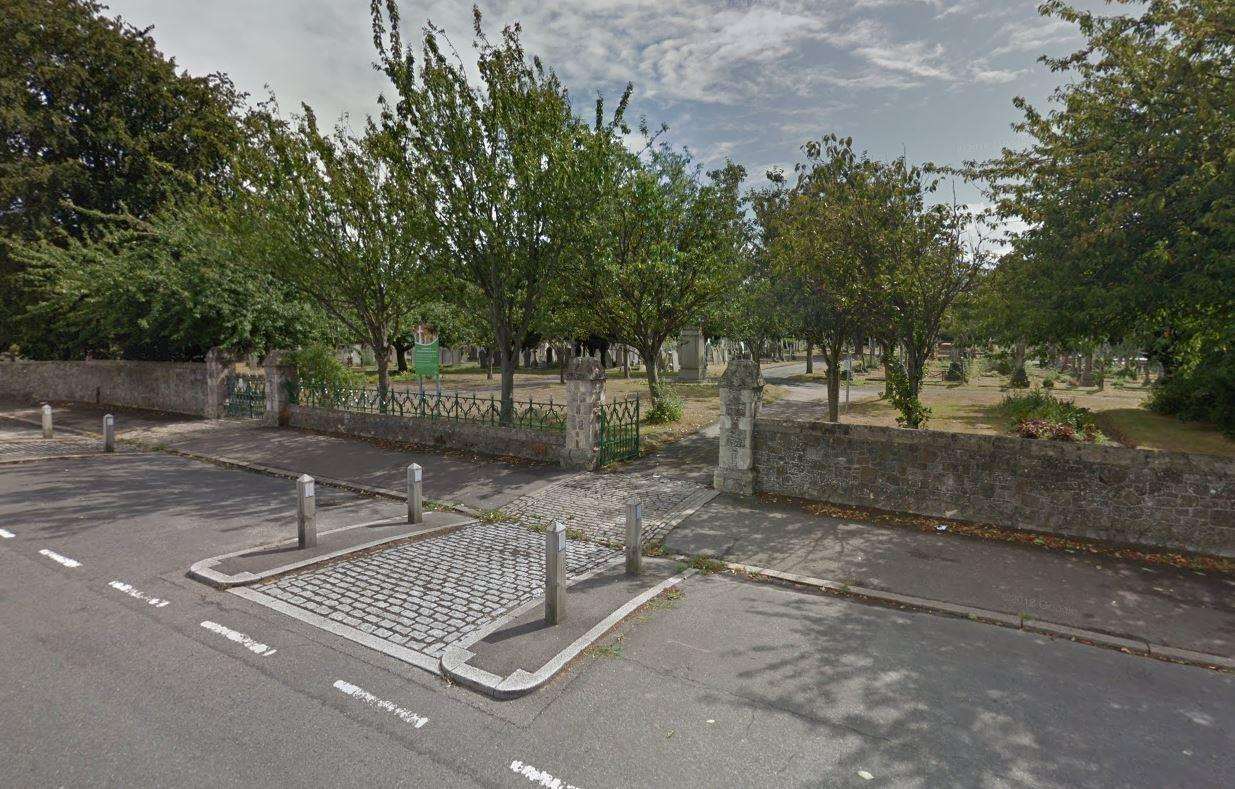 Cheriton Road Cemetery. Credit: Google Maps (6817765)