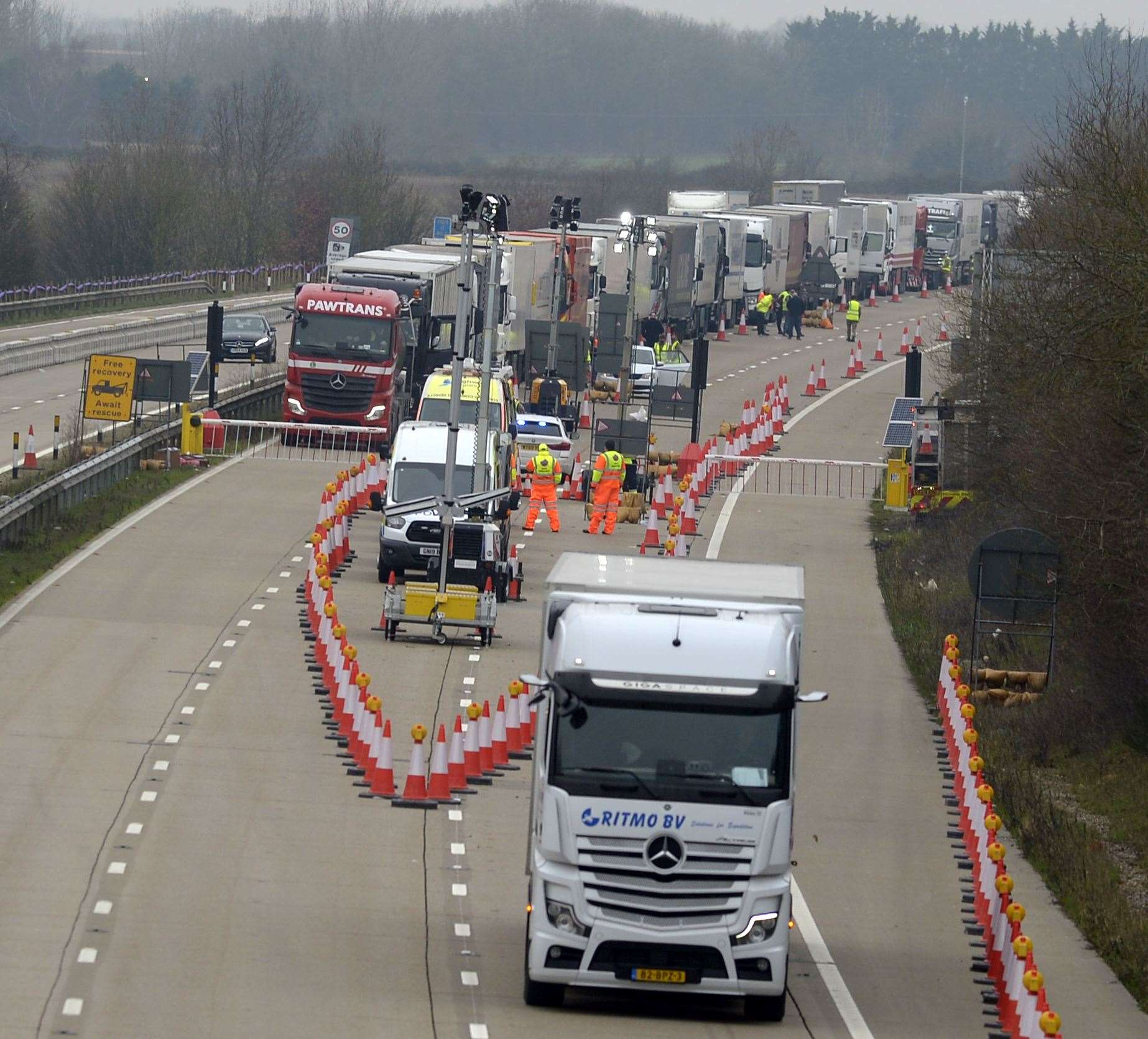 Operation Brock at junction 9, coastbound Picture: Barry Goodwin