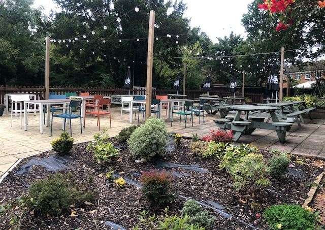 This large seating area is on the left-hand side of the pub and benefits from an impressive outdoor TV screen. At the back you may just be able to make out the now closed children’s play area.