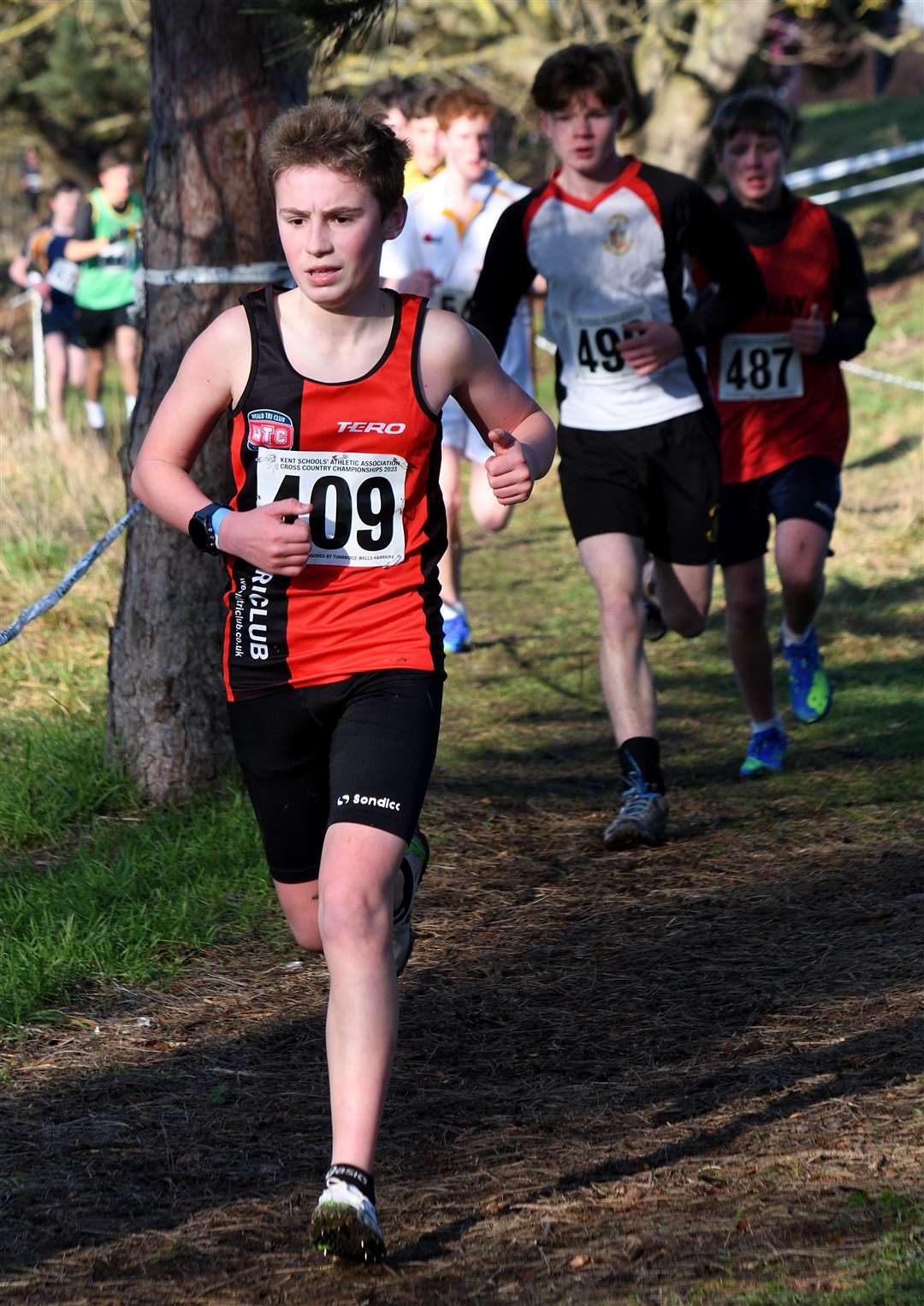 Oliver Richmond (No.409) represented Ashford & Weald in the intermediate boys' race. Picture: Simon Hildrew (62006103)