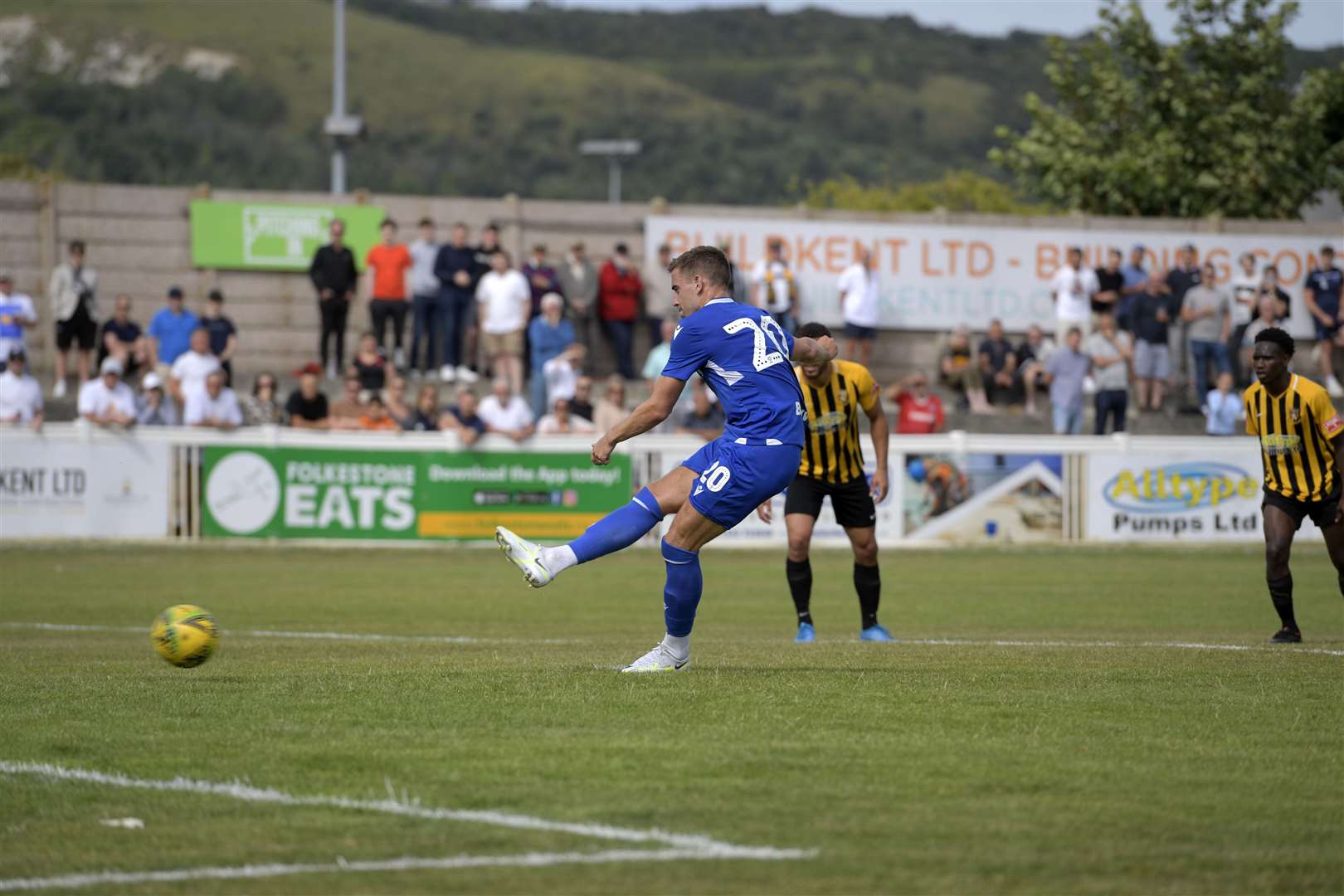 Olly Lee scores from the penalty spot Picture: Barry Goodwin (57711159)