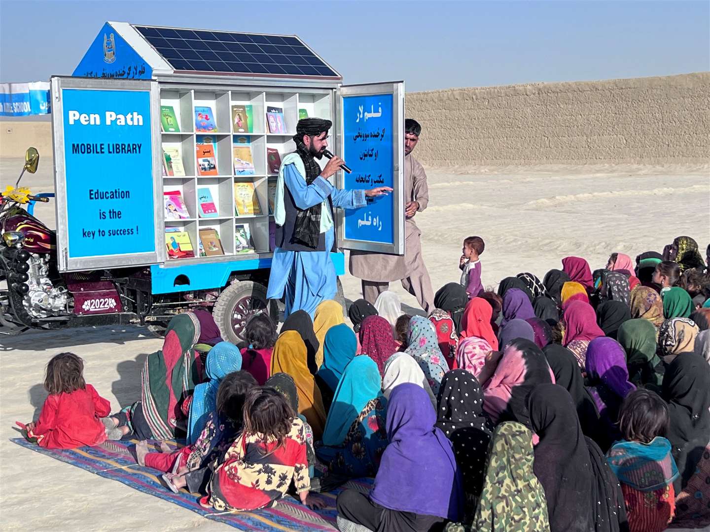 Matiullah Wesa teaching girls in Afghanistan (Pen Path/Matiullah Wesa/PA)