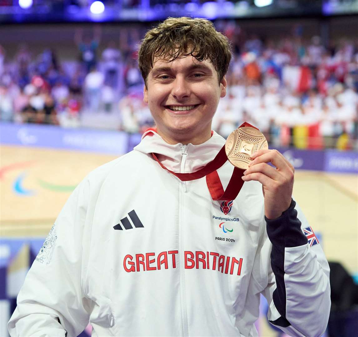 Matthew Robertson celebrates his bronze in Paris. Picture: imagecomms