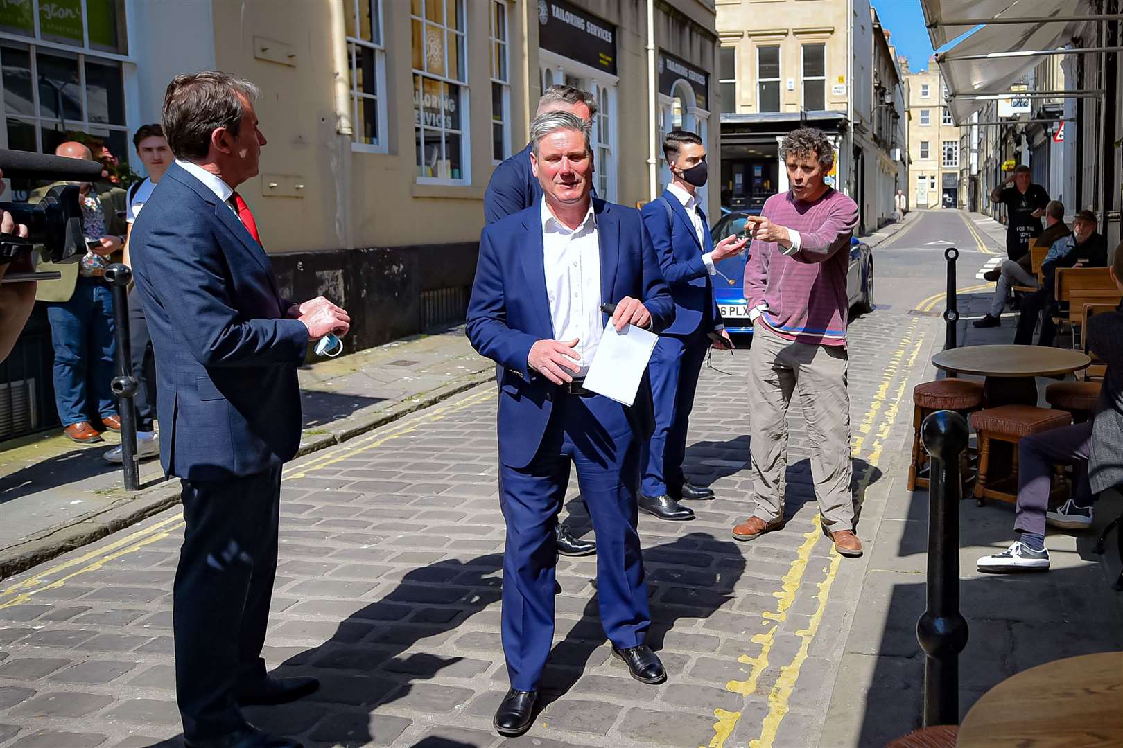 Mr Humphris makes his point to the Labour leader (Ben Birchall/PA)