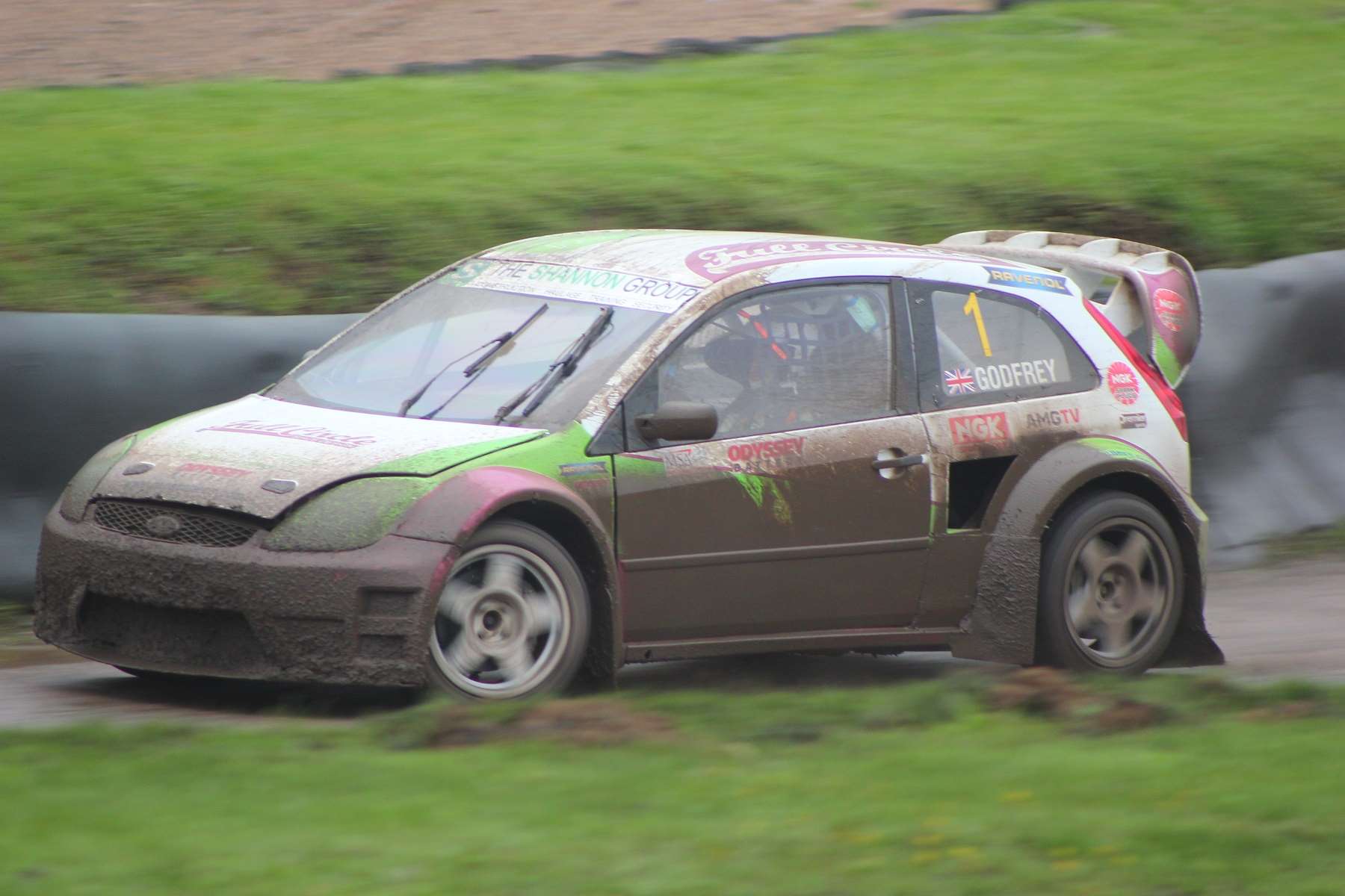 Julian Godfrey still leads the Supercar standings after a solid show at Lydden. Picture: Joe Wright