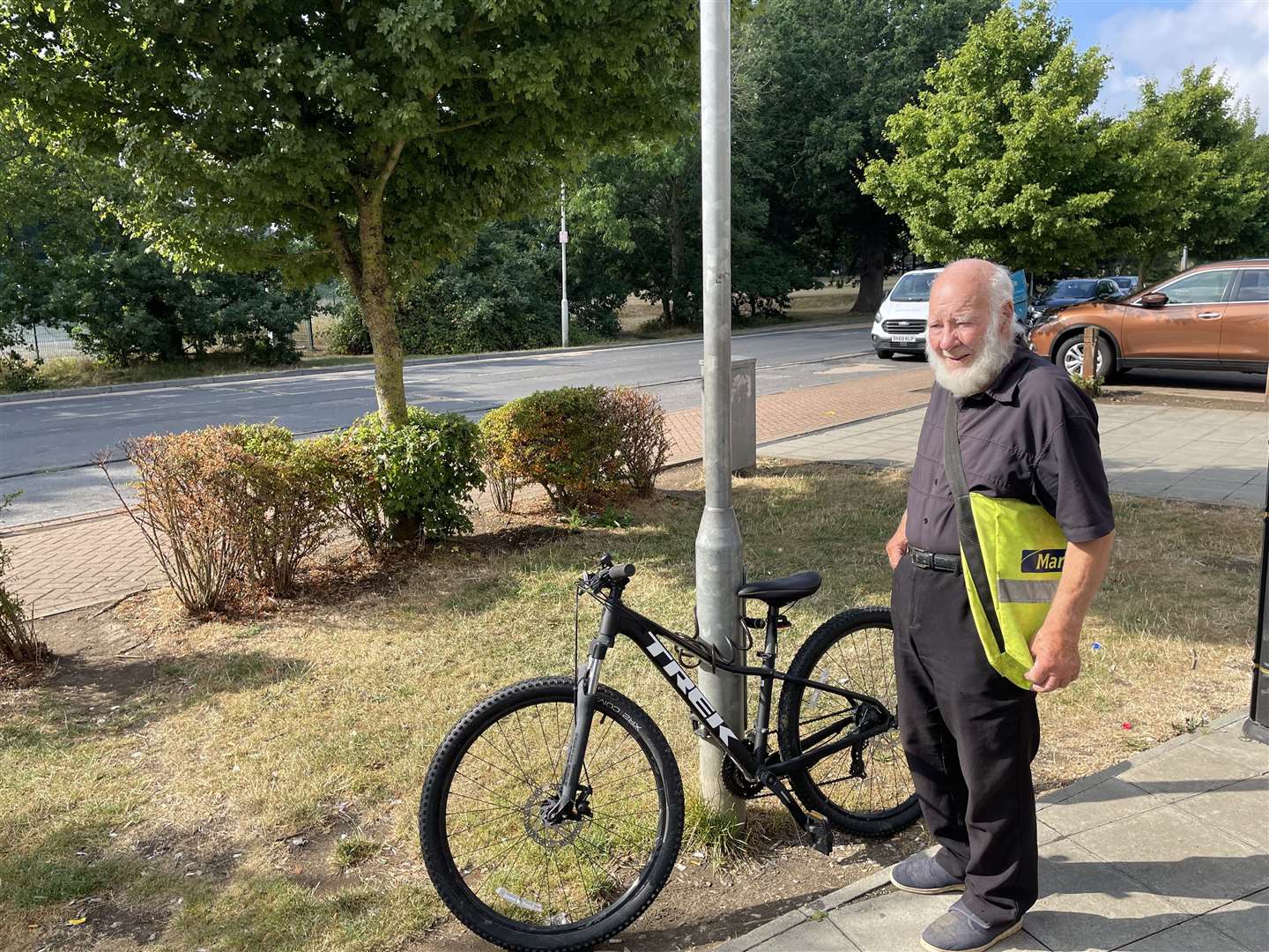 Tony Fagg, 87, is Kent's oldest paper boy