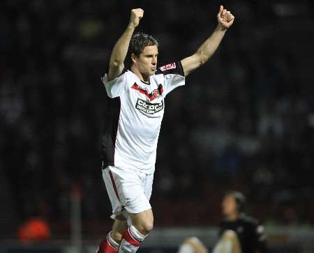 Andy Gray celebrates his third minute goal. Picture: BARRY GOODWIN