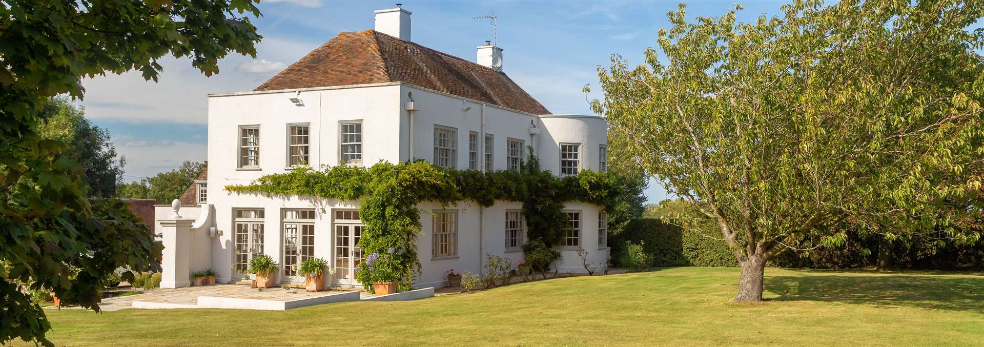 Country house for sale near Faversham with Strutt & Parker ...