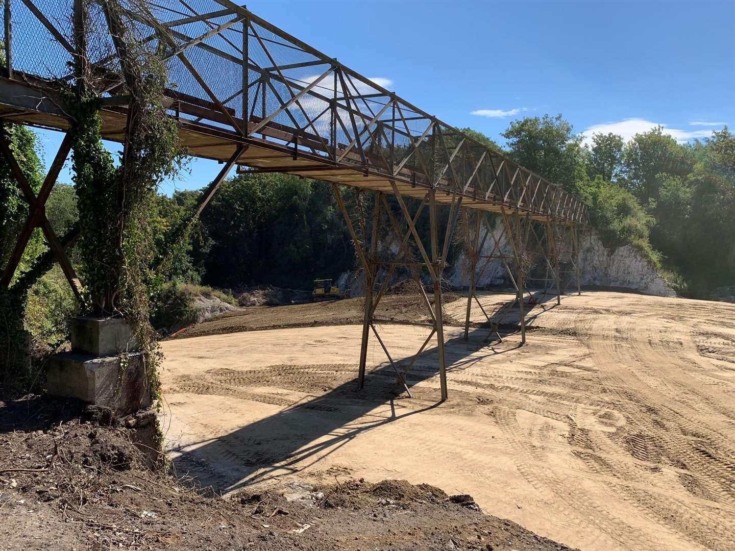 The old metal bridge over Craylands Gorge has been demolished and replaced with a safer alternative.