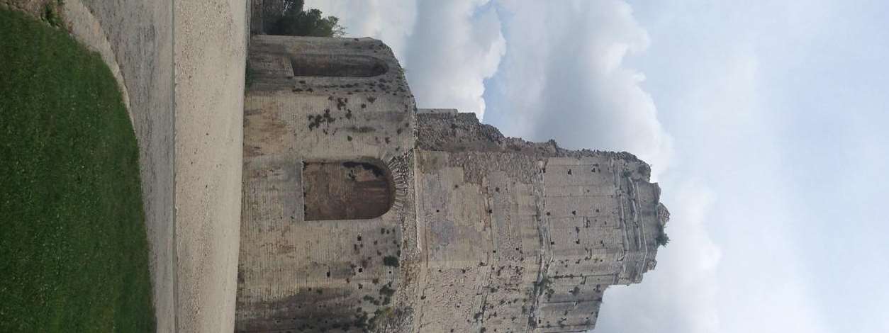 The Magne Tower, situated at the top of the Jardins de la Fontaine