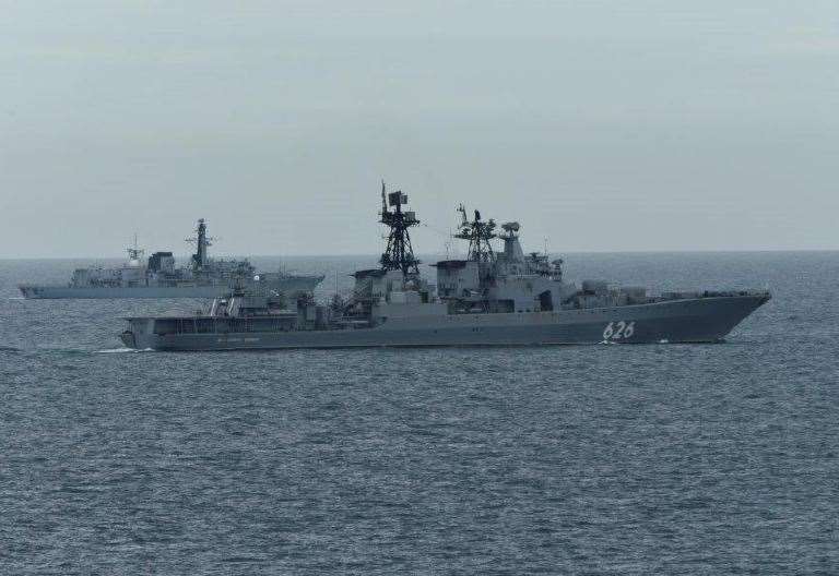 Royal Navy Shadows Russian Warship Through English Channel Near Kent