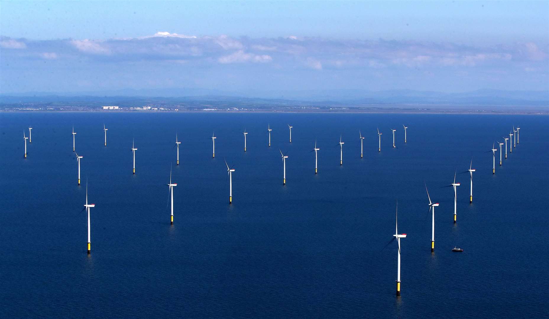 Green hydrogen can be produced by making use of the UK’s huge offshore wind resources, campaigners say (Peter Byrne/PA)