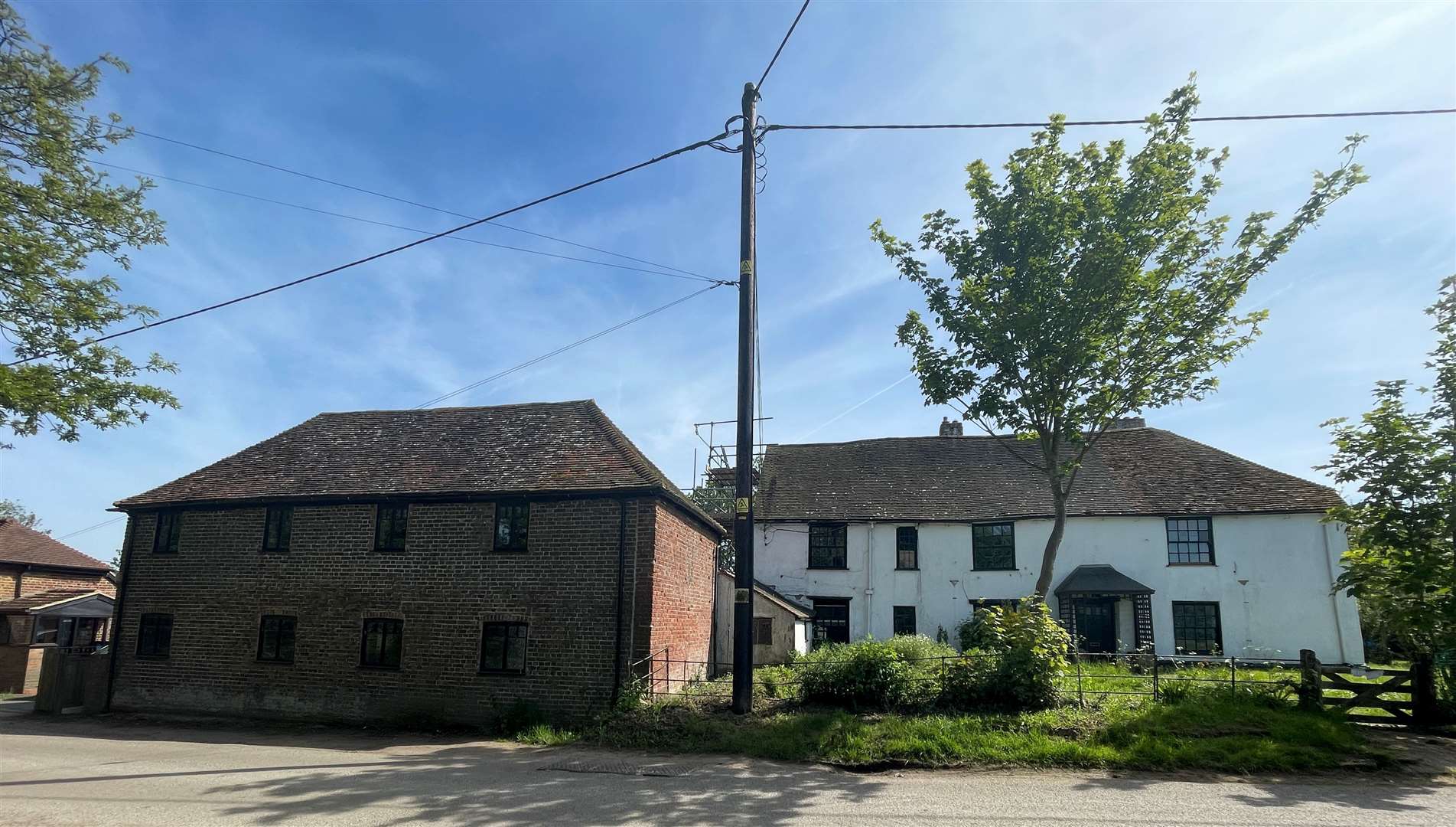 Warden Manor has been described as a substantial period property, believed to be the second oldest on the isle of Sheppey, which dates back to the 15th Century. The property has a guide price of £550,000-plus and is expected to get a lot of interest from bidders.