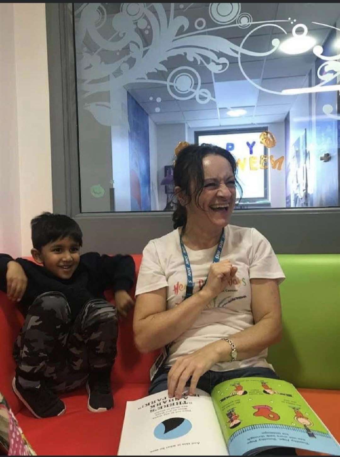 Saahib with Shelley O’Brien, storyteller at Great North Children’s Hospital (The Randhawa family/PA)