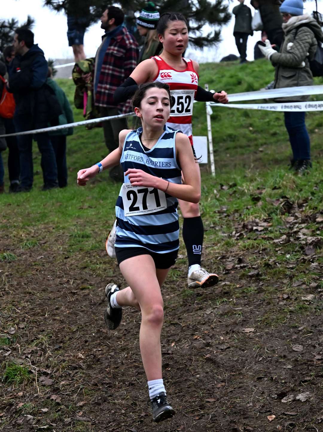 The Tonbridge district were represented in the junior girls’ category by Sonika Thwaites-Ramaiya (No.271). Picture: Simon Hildrew