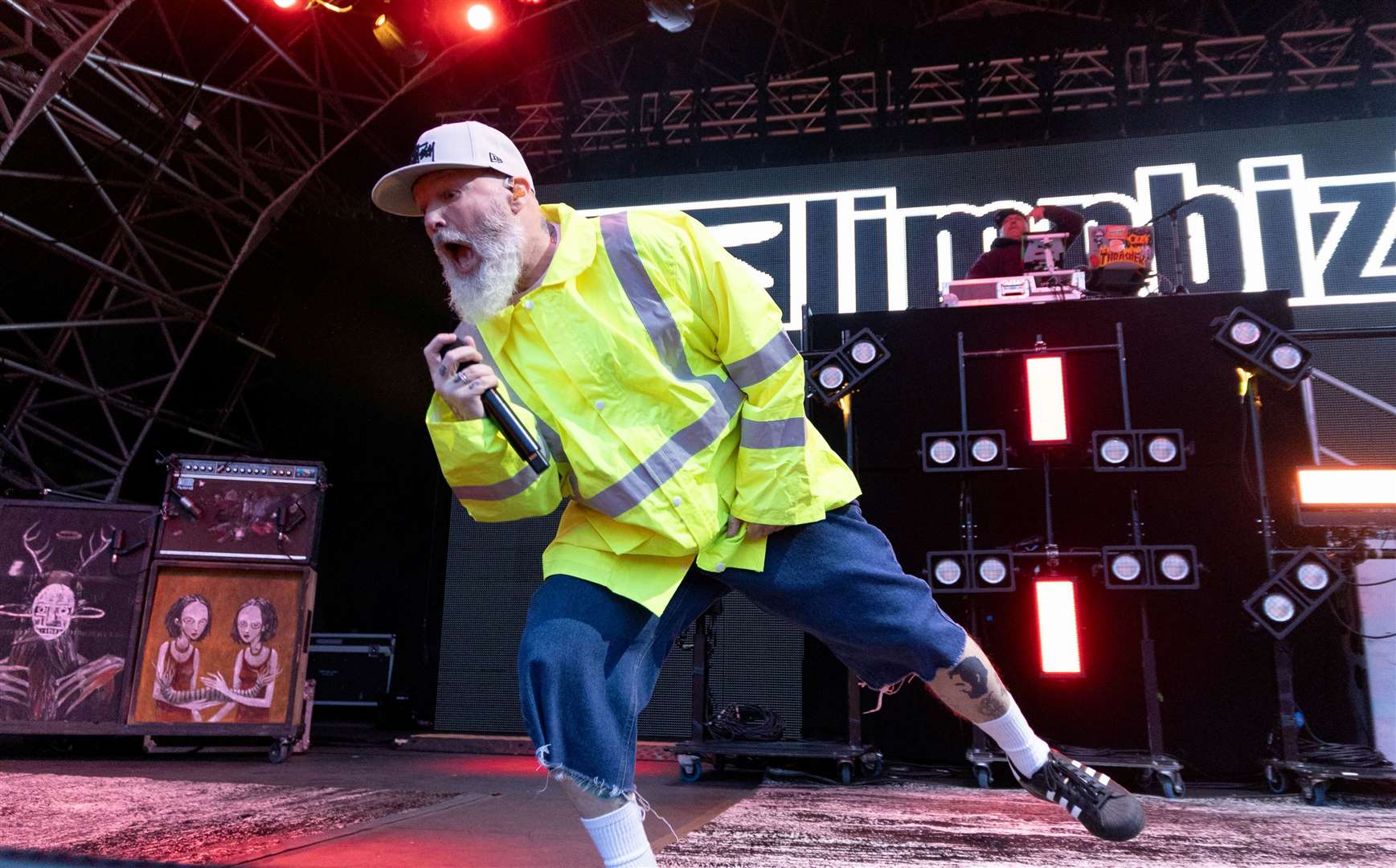 Limp Bizkit frontman Fred Durst looks a little different these days - but he’s still got the frontman energy. Picture: Jasmine Marceau