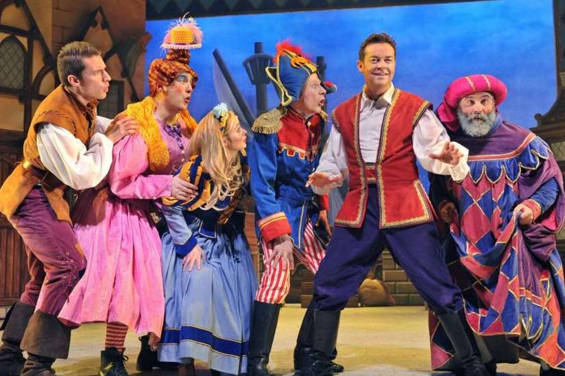 The Dick Whittington cast