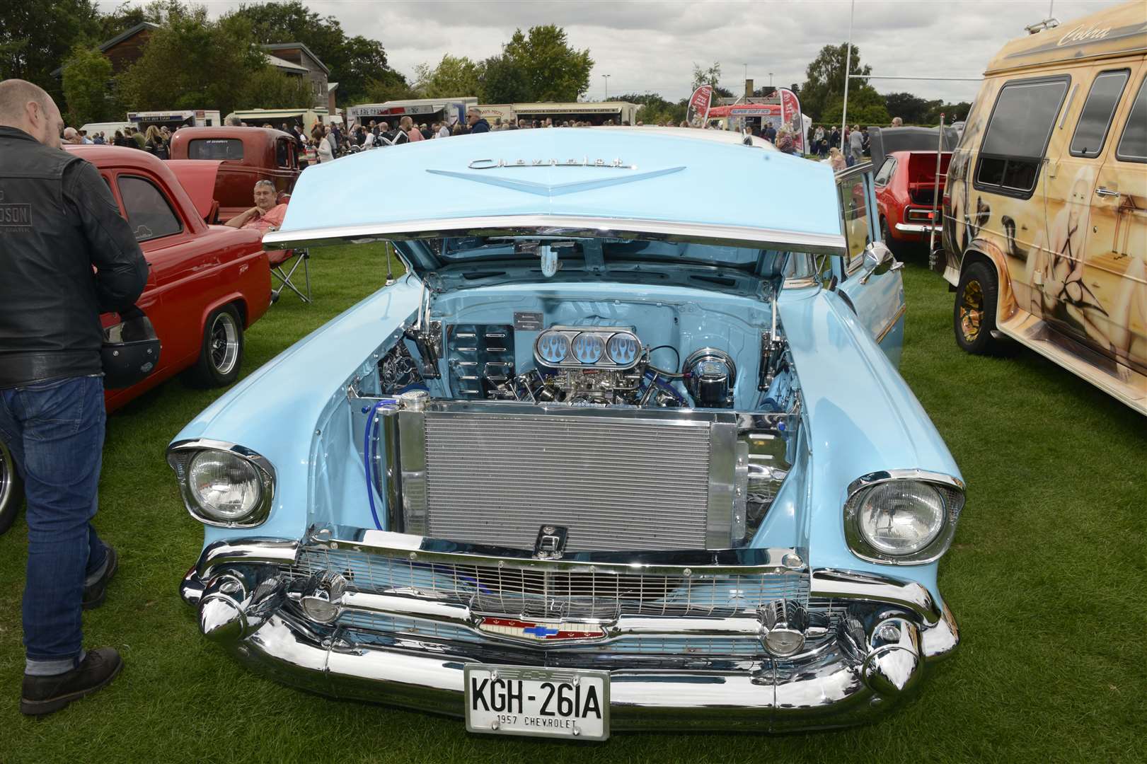 Kent Chrome and Cruisers car show