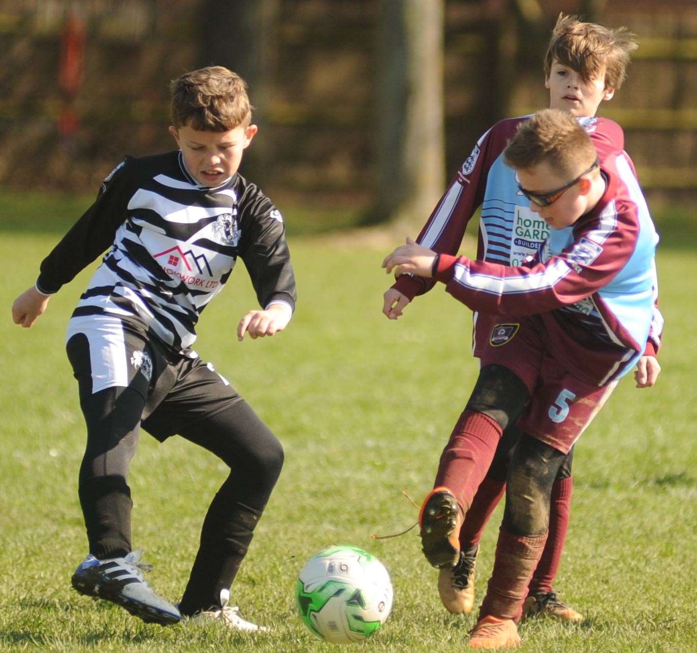 Wigmore Youth Wanderers under-11s take on Milton & Fulston United Zebras under-11s Picture: Steve Crispe FM8026675