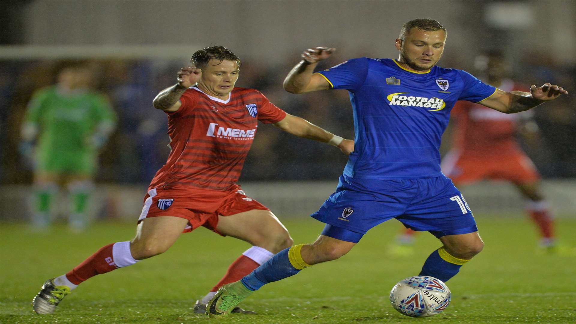 Mark Byrne up against Dean Parrett Picture: Ady Kerry