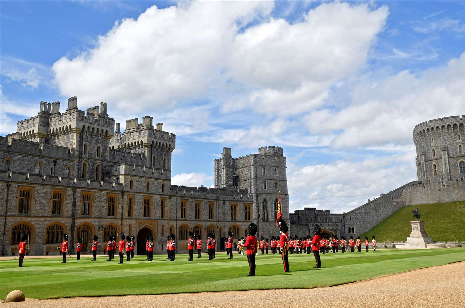 Guardsmen kept two metres apart at all times (Toby Melville/PA)