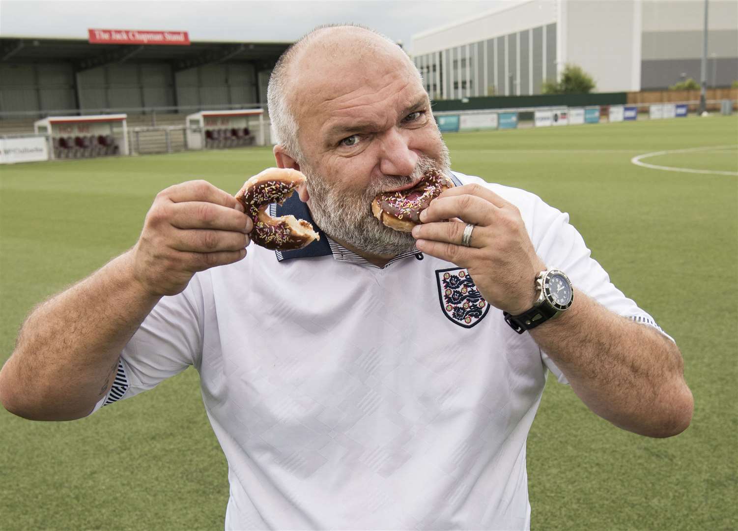 Neil 'Razor' Ruddock will star in Harry's Heroes: The Full English. Copyright ITV